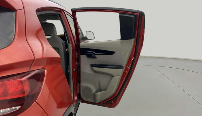 2017 Mahindra Kuv100 K4 6 STR, Petrol, Manual, 20,129 km, RHS Rear Door