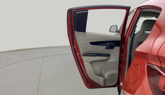 2017 Mahindra Kuv100 K4 6 STR, Petrol, Manual, 20,129 km, LHS Rear Door