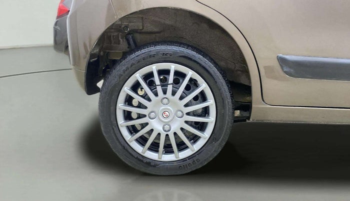 2016 Maruti Wagon R 1.0 VXI, Petrol, Manual, 18,338 km, Right Rear Wheel