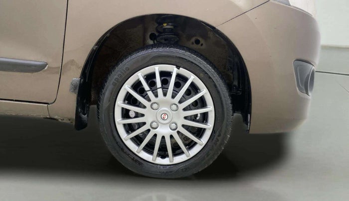 2016 Maruti Wagon R 1.0 VXI, Petrol, Manual, 18,338 km, Right Front Wheel