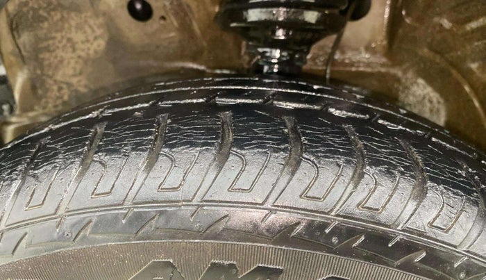 2016 Maruti Wagon R 1.0 VXI, Petrol, Manual, 18,338 km, Left Front Tyre Tread