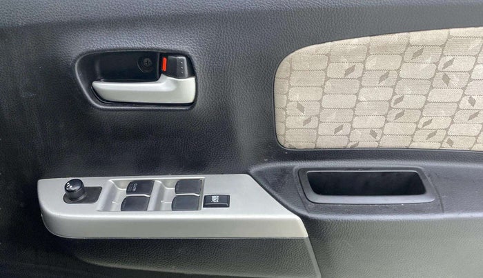 2016 Maruti Wagon R 1.0 VXI, Petrol, Manual, 18,338 km, Driver Side Door Panels Control