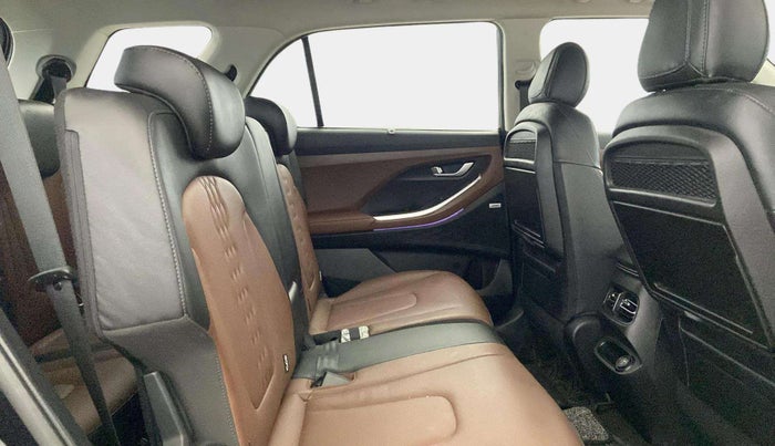 2021 Hyundai ALCAZAR PLATINUM 2.0 MT 7STR, Petrol, Manual, 17,509 km, Right Side Rear Door Cabin