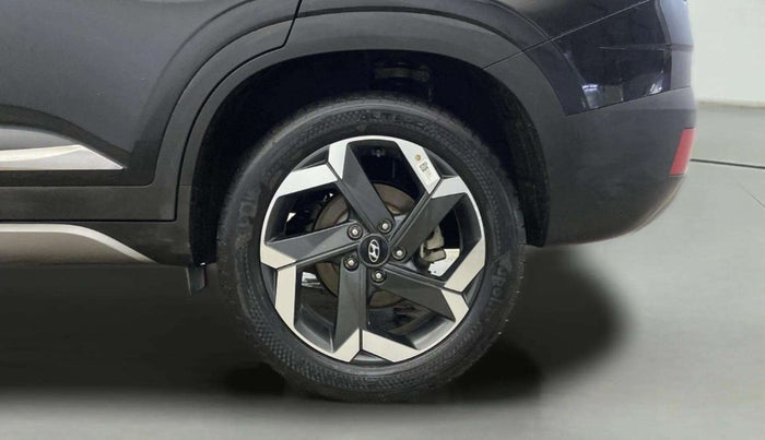 2021 Hyundai ALCAZAR PLATINUM 2.0 MT 7STR, Petrol, Manual, 17,509 km, Left Rear Wheel