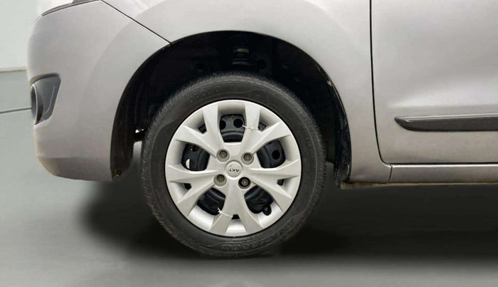 2017 Maruti Wagon R 1.0 VXI, Petrol, Manual, 38,111 km, Left Front Wheel