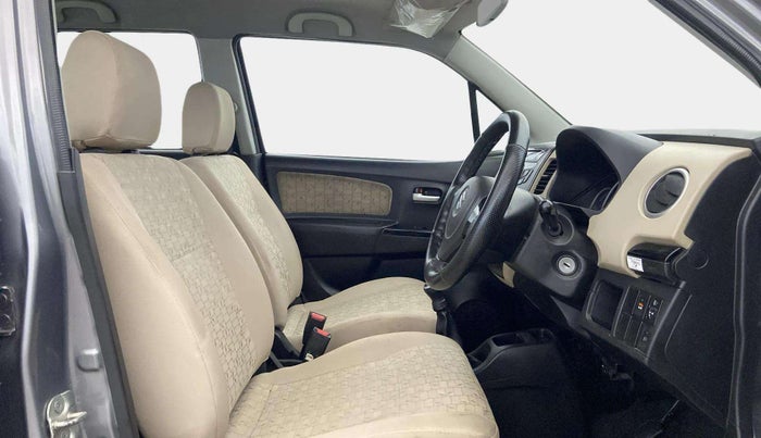 2017 Maruti Wagon R 1.0 VXI, Petrol, Manual, 38,111 km, Right Side Front Door Cabin