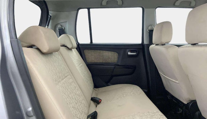 2017 Maruti Wagon R 1.0 VXI, Petrol, Manual, 38,111 km, Right Side Rear Door Cabin