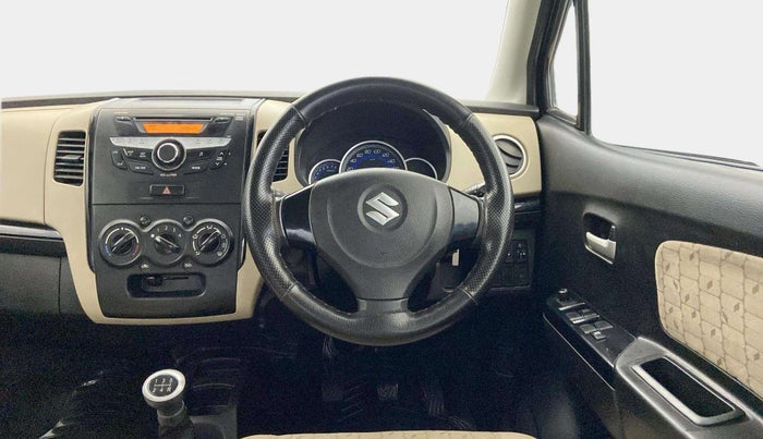 2017 Maruti Wagon R 1.0 VXI, Petrol, Manual, 38,111 km, Steering Wheel Close Up