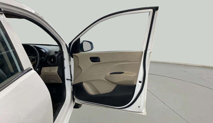 2021 Hyundai NEW SANTRO SPORTZ MT, Petrol, Manual, 28,825 km, RHS Front Door