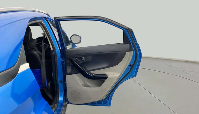 2018 Tata NEXON XT PETROL, Petrol, Manual, 82,406 km, RHS Rear Door