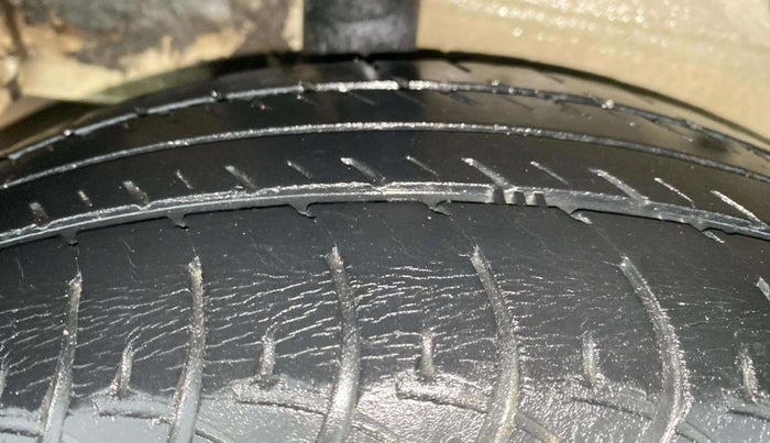 2017 Maruti Celerio VXI, Petrol, Manual, 38,368 km, Right Rear Tyre Tread