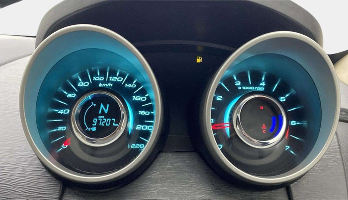 2015 Mahindra XUV500 W10, Diesel, Manual, 97,303 km, Odometer Image