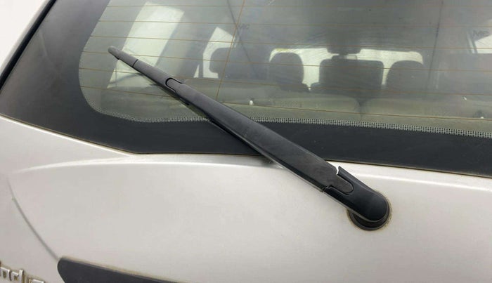 2015 Mahindra XUV500 W10, Diesel, Manual, 97,303 km, Rear Wiper