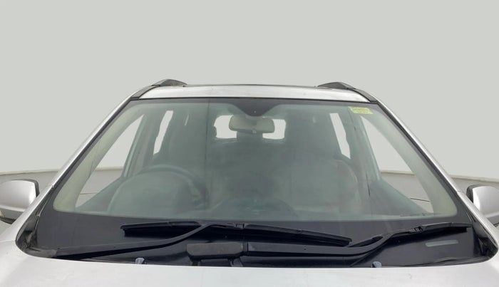 2015 Mahindra XUV500 W10, Diesel, Manual, 97,303 km, Front Windshield