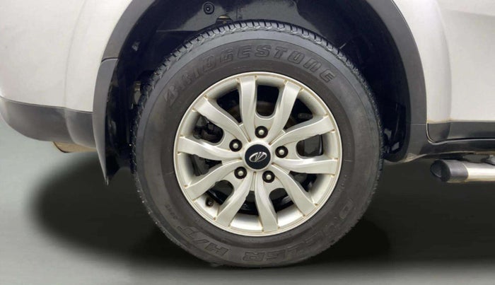 2015 Mahindra XUV500 W10, Diesel, Manual, 97,303 km, Right Rear Wheel