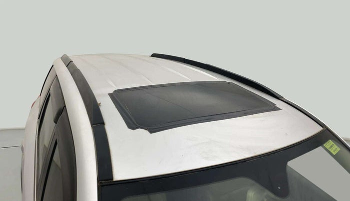 2015 Mahindra XUV500 W10, Diesel, Manual, 97,303 km, Roof