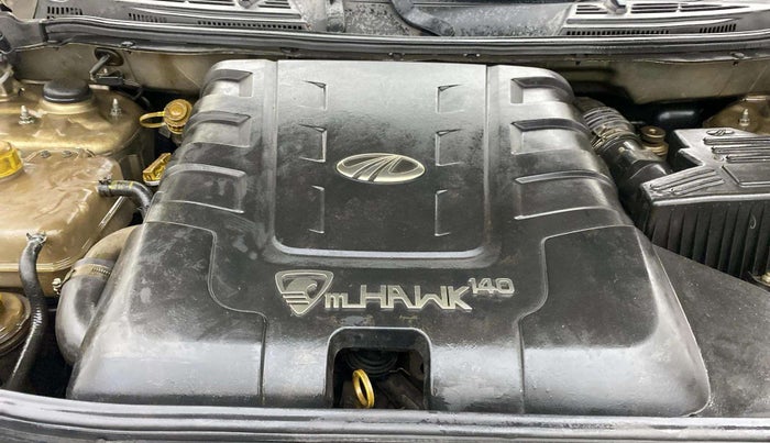 2015 Mahindra XUV500 W10, Diesel, Manual, 97,303 km, Engine View