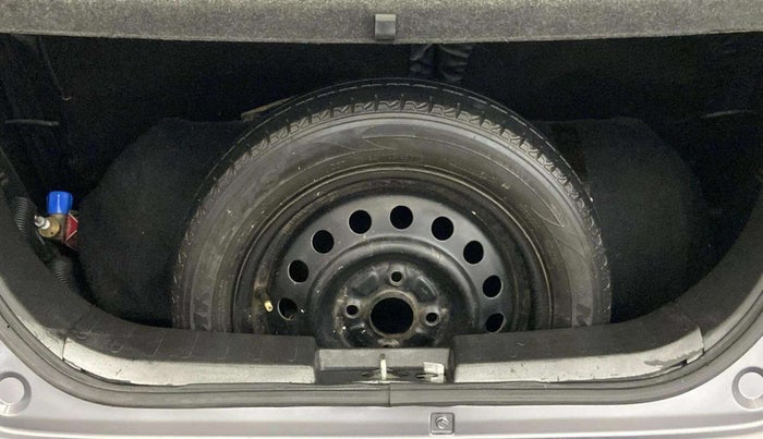 2017 Maruti Wagon R 1.0 VXI AMT, CNG, Automatic, 34,639 km, Boot Inside