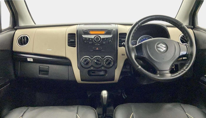 2017 Maruti Wagon R 1.0 VXI AMT, CNG, Automatic, 34,639 km, Dashboard