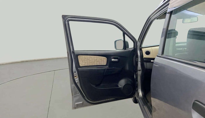 2017 Maruti Wagon R 1.0 VXI AMT, CNG, Automatic, 34,639 km, LHS Front Door