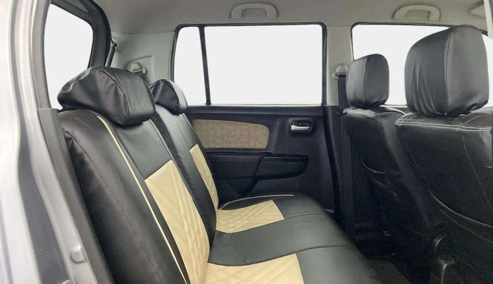 2017 Maruti Wagon R 1.0 VXI AMT, CNG, Automatic, 34,639 km, Right Side Rear Door Cabin