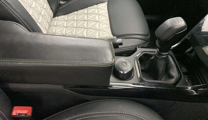2023 Tata NEXON CREATIVE PLUS S 1.2 REVOTRON 6 MT DT, Petrol, Manual, 30,129 km, Gear Lever