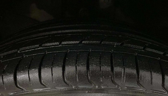 2018 Honda Amaze 1.2L I-VTEC VX, Petrol, Manual, 53,518 km, Left Front Tyre Tread