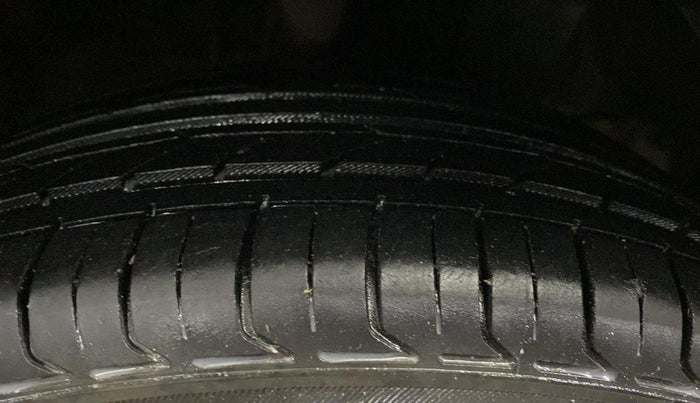 2018 Honda Amaze 1.2L I-VTEC VX, Petrol, Manual, 53,518 km, Right Front Tyre Tread