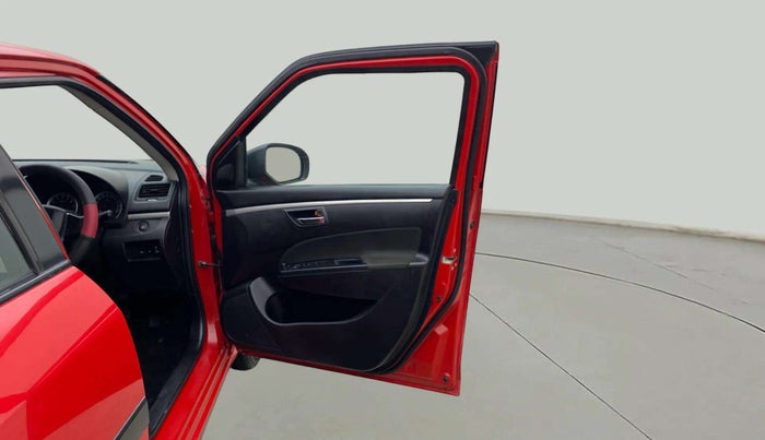 2016 Maruti Swift ZXI, Petrol, Manual, 35,345 km, RHS Front Door