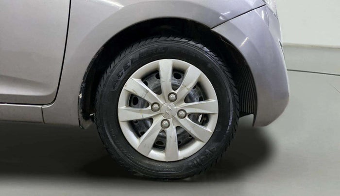 2013 Hyundai Eon MAGNA +, Petrol, Manual, 21,889 km, Right Front Wheel