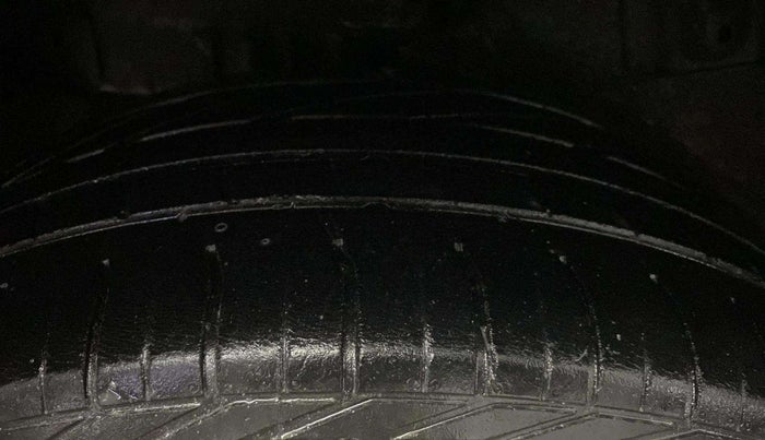 2018 Tata NEXON XZ PLUS PETROL, Petrol, Manual, 33,177 km, Right Rear Tyre Tread