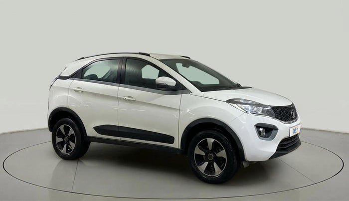 2018 Tata NEXON XZ PLUS PETROL, Petrol, Manual, 33,177 km, Right Front Diagonal