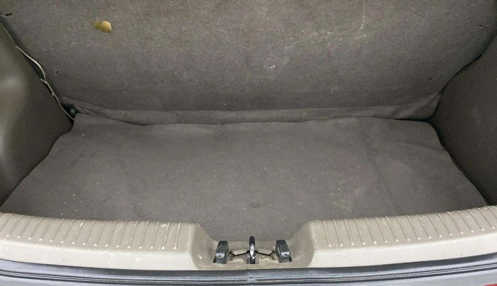 2015 Hyundai i10 MAGNA 1.1, Petrol, Manual, 1,07,598 km, Boot Open Zoomed View