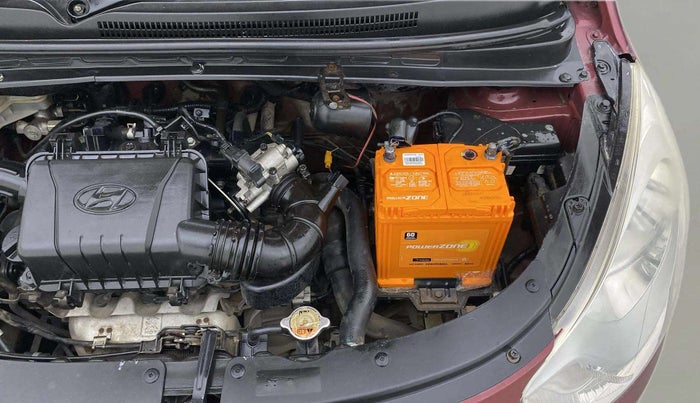 2015 Hyundai i10 MAGNA 1.1, Petrol, Manual, 1,07,598 km, Engine View - Left