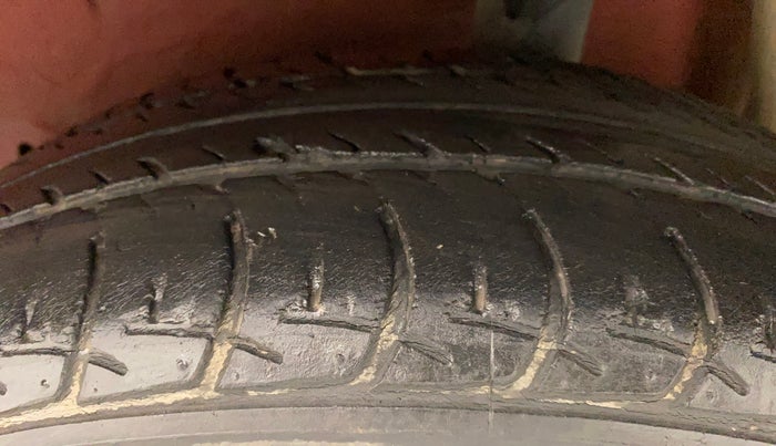 2016 Maruti Celerio ZXI AMT, Petrol, Automatic, 28,404 km, Left Rear Tyre Tread