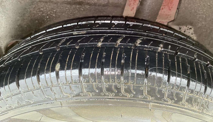 2019 Maruti Dzire VXI AMT, Petrol, Automatic, 49,176 km, Left Rear Tyre Tread