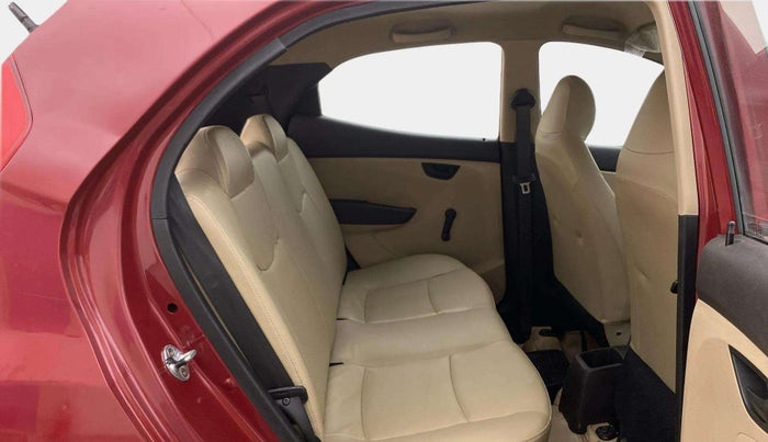 2017 Hyundai Eon ERA +, Petrol, Manual, 79,701 km, Right Side Rear Door Cabin