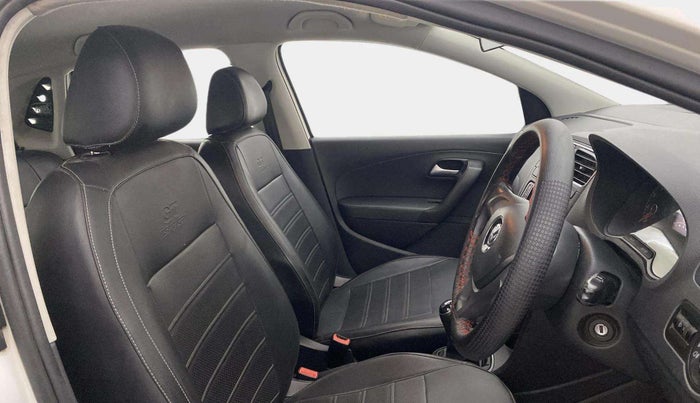 2020 Volkswagen Polo COMFORTLINE PLUS 1.0L MPI, Petrol, Manual, 75,886 km, Right Side Front Door Cabin