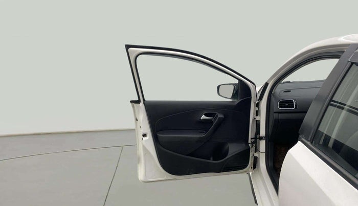 2020 Volkswagen Polo COMFORTLINE PLUS 1.0L MPI, Petrol, Manual, 75,886 km, LHS Front Door