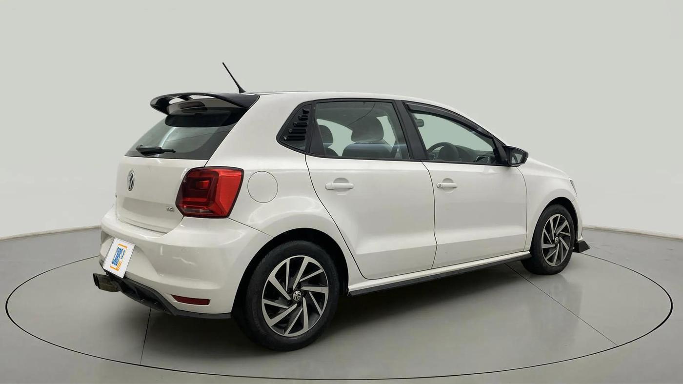 2020 Volkswagen Polo COMFORTLINE PLUS 1.0L MPI, Petrol, Manual, 75,886 km, Right Back Diagonal