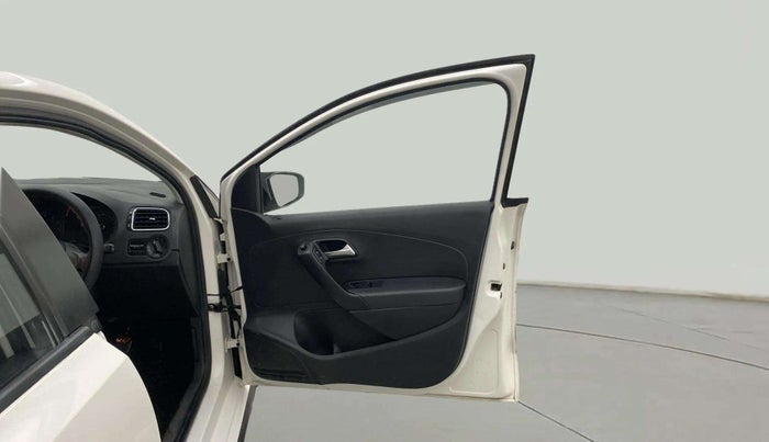 2020 Volkswagen Polo COMFORTLINE PLUS 1.0L MPI, Petrol, Manual, 75,886 km, RHS Front Door