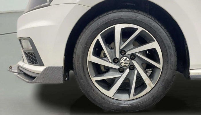 2020 Volkswagen Polo COMFORTLINE PLUS 1.0L MPI, Petrol, Manual, 75,886 km, Left Front Wheel