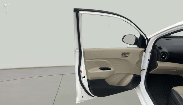 2022 Hyundai NEW SANTRO SPORTZ AMT, Petrol, Automatic, 16,989 km, LHS Front Door