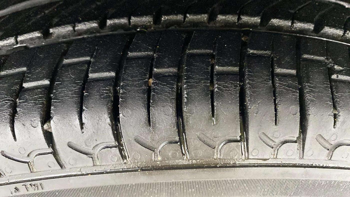 2022 Hyundai NEW SANTRO SPORTZ AMT, Petrol, Automatic, 17,048 km, Right Front Tyre Tread