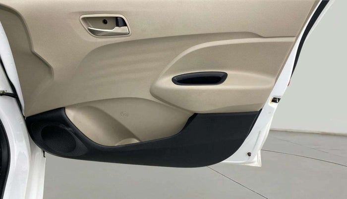 2022 Hyundai NEW SANTRO SPORTZ AMT, Petrol, Automatic, 16,989 km, Driver Side Door Panels Control