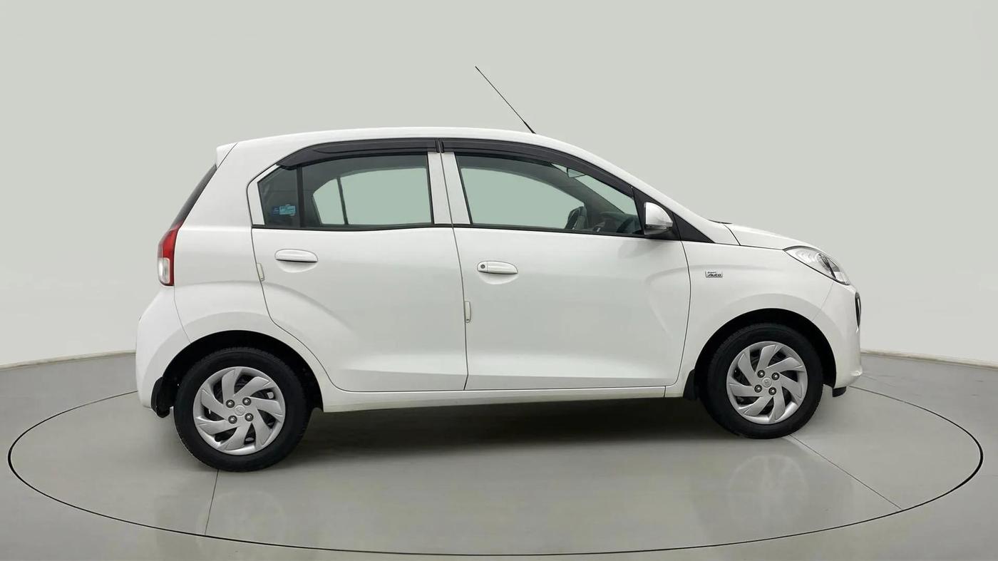 2022 Hyundai NEW SANTRO SPORTZ AMT, Petrol, Automatic, 17,048 km, Right Side View