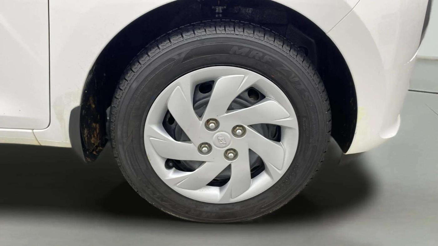 2022 Hyundai NEW SANTRO SPORTZ AMT, Petrol, Automatic, 17,048 km, Right Front Wheel