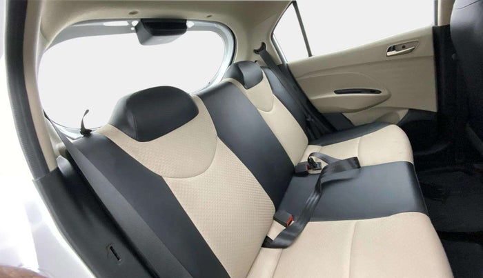 2022 Hyundai NEW SANTRO SPORTZ AMT, Petrol, Automatic, 16,989 km, Right Side Rear Door Cabin