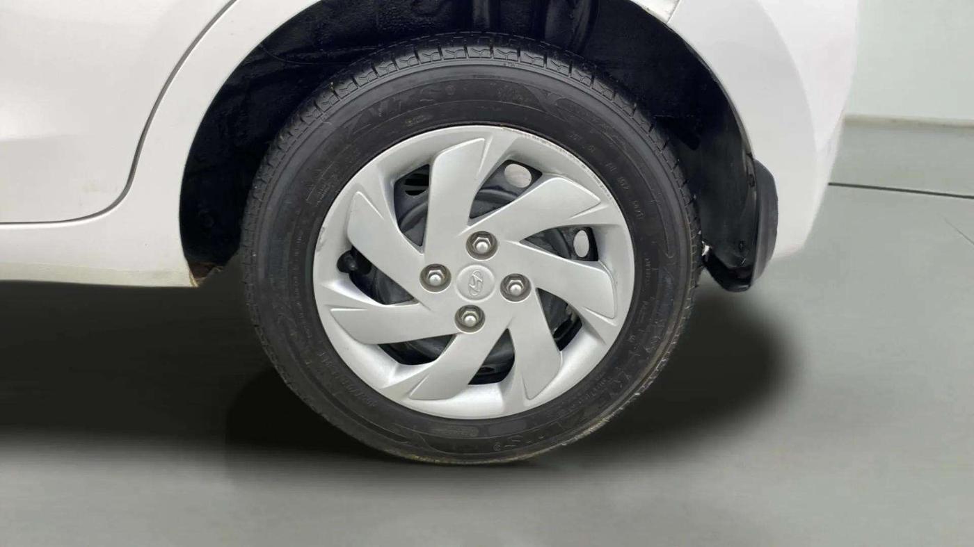 2022 Hyundai NEW SANTRO SPORTZ AMT, Petrol, Automatic, 17,048 km, Left Rear Wheel