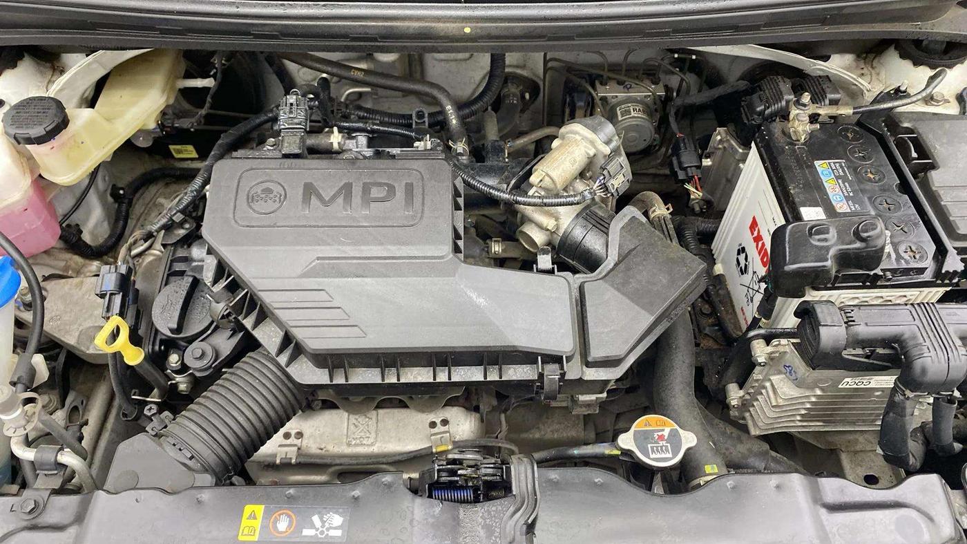 2022 Hyundai NEW SANTRO SPORTZ AMT, Petrol, Automatic, 17,048 km, Engine View